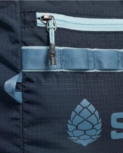 STIO Basin LT Camp Tote 25L -Stio 400075S22 410 Detail Front Zippper 7671d42e a060 4abf a0dc 60aca781c2cd