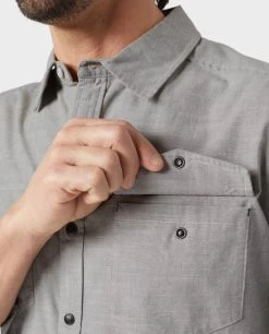 STIO Men's Ashton Chambray Shirt -Stio RESHOOT 200084 171 6 94e61944 e7a7 4758 b85b f538633f1bfb