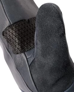 STIO Objective Insulated Mitt -Stio Unisex Objective Insulated Mitt Mulberry Detail Thumb 523a60d3 9b48 45c0 b9b7 87e664a0b692